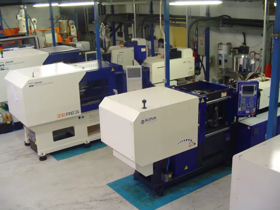 An Overview of the Injection Moulding Machine Process - v1prototype